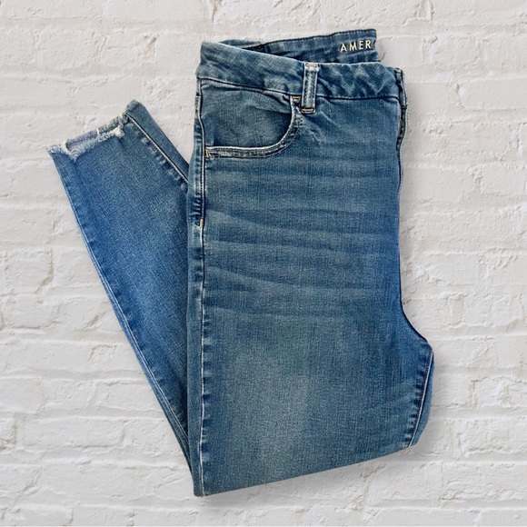 American Eagle Outfitters Denim - American Eagle hi-rise curvy jegging 💐
